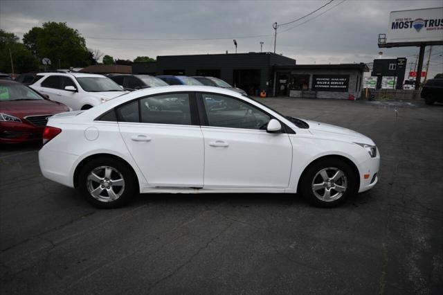 used 2014 Chevrolet Cruze car, priced at $7,995