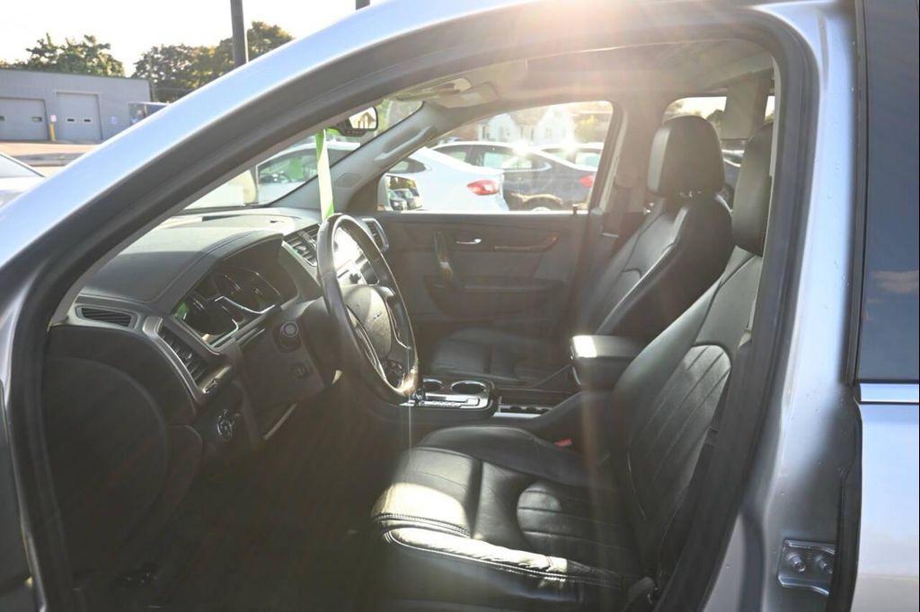 used 2014 GMC Acadia car, priced at $9,995