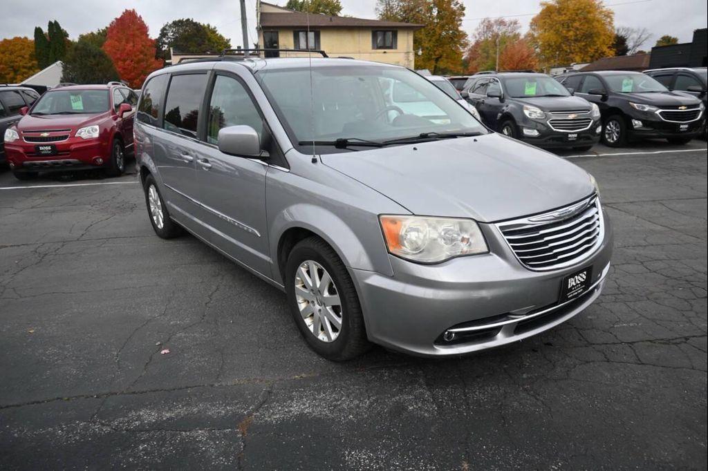 used 2014 Chrysler Town & Country car, priced at $7,495