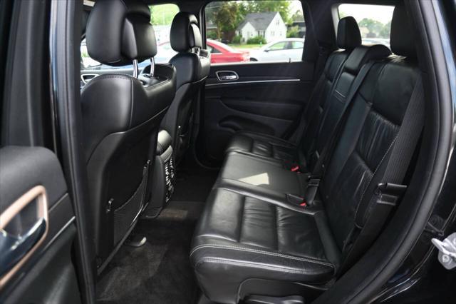 used 2015 Jeep Grand Cherokee car, priced at $11,995