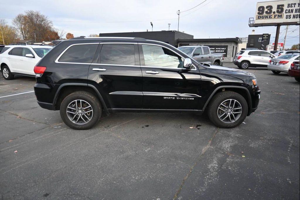 used 2017 Jeep Grand Cherokee car, priced at $14,995