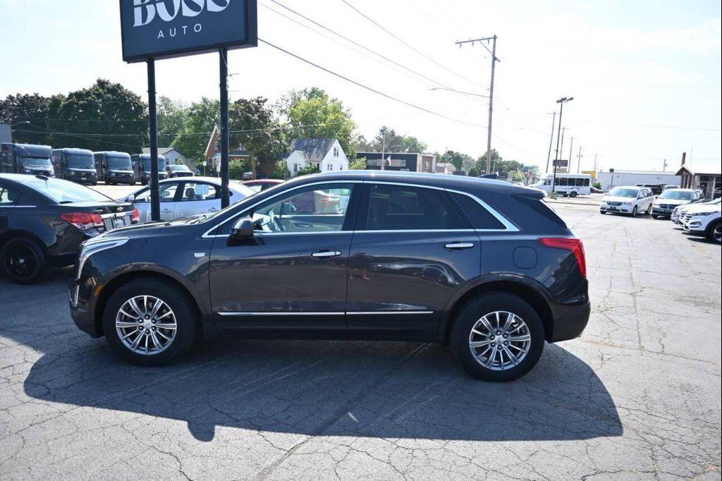 used 2017 Cadillac XT5 car, priced at $10,995