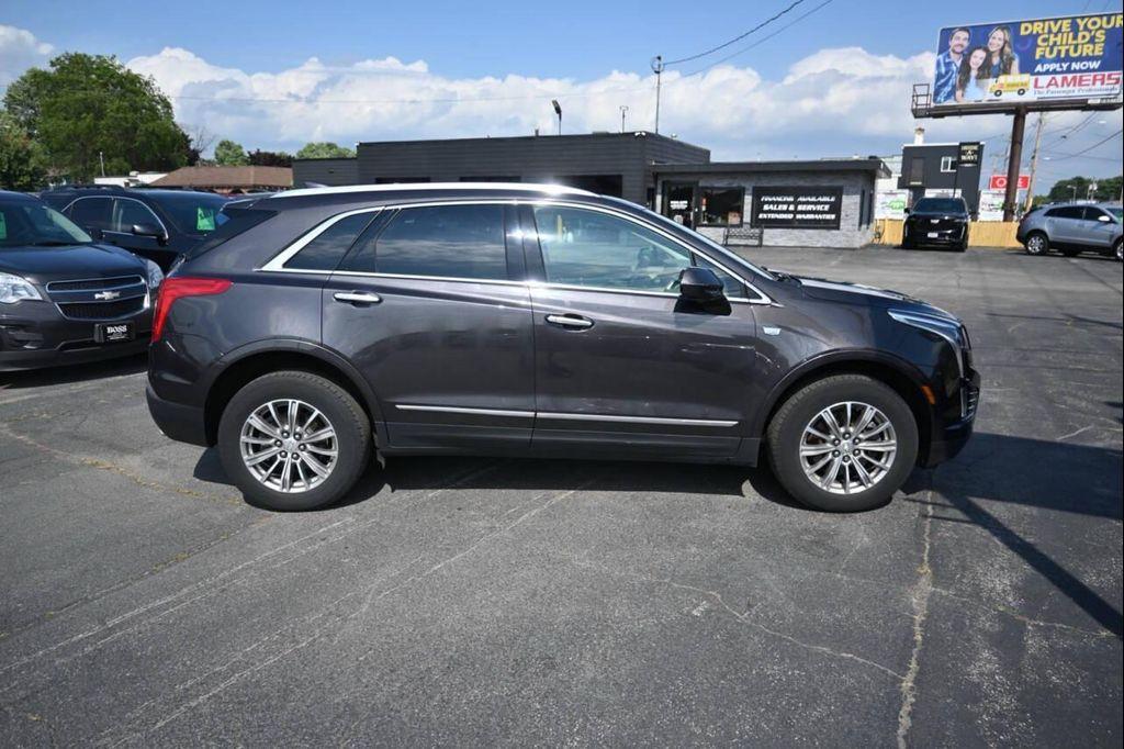 used 2017 Cadillac XT5 car, priced at $10,995