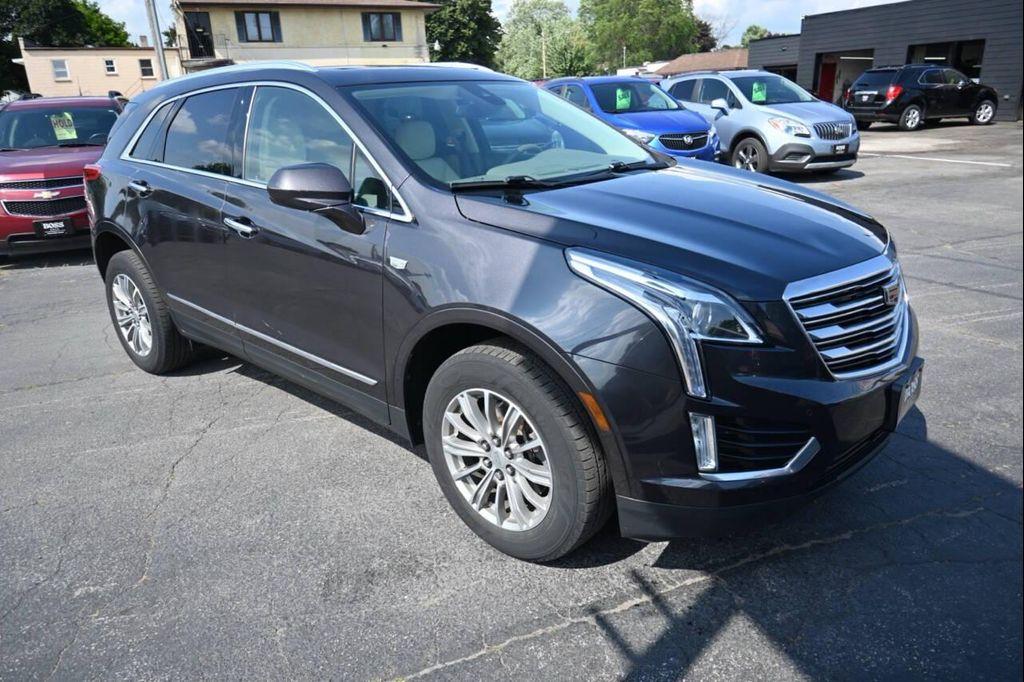 used 2017 Cadillac XT5 car, priced at $10,995