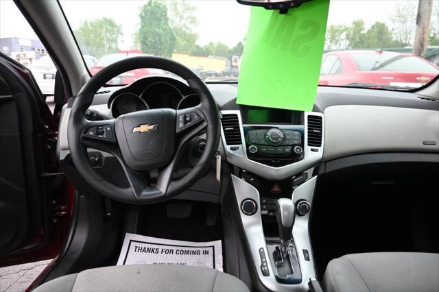 used 2015 Chevrolet Cruze car, priced at $5,995