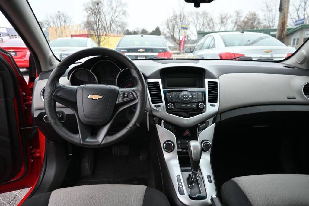 used 2016 Chevrolet Cruze Limited car, priced at $5,995