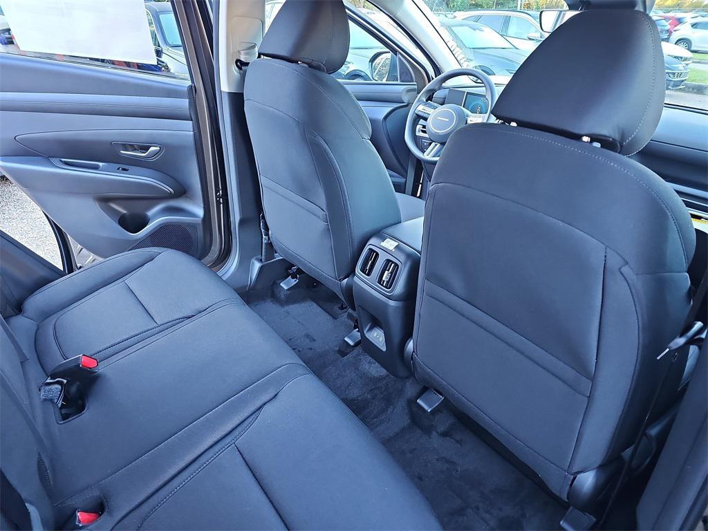 new 2026 Hyundai TUCSON Hybrid car, priced at $32,447