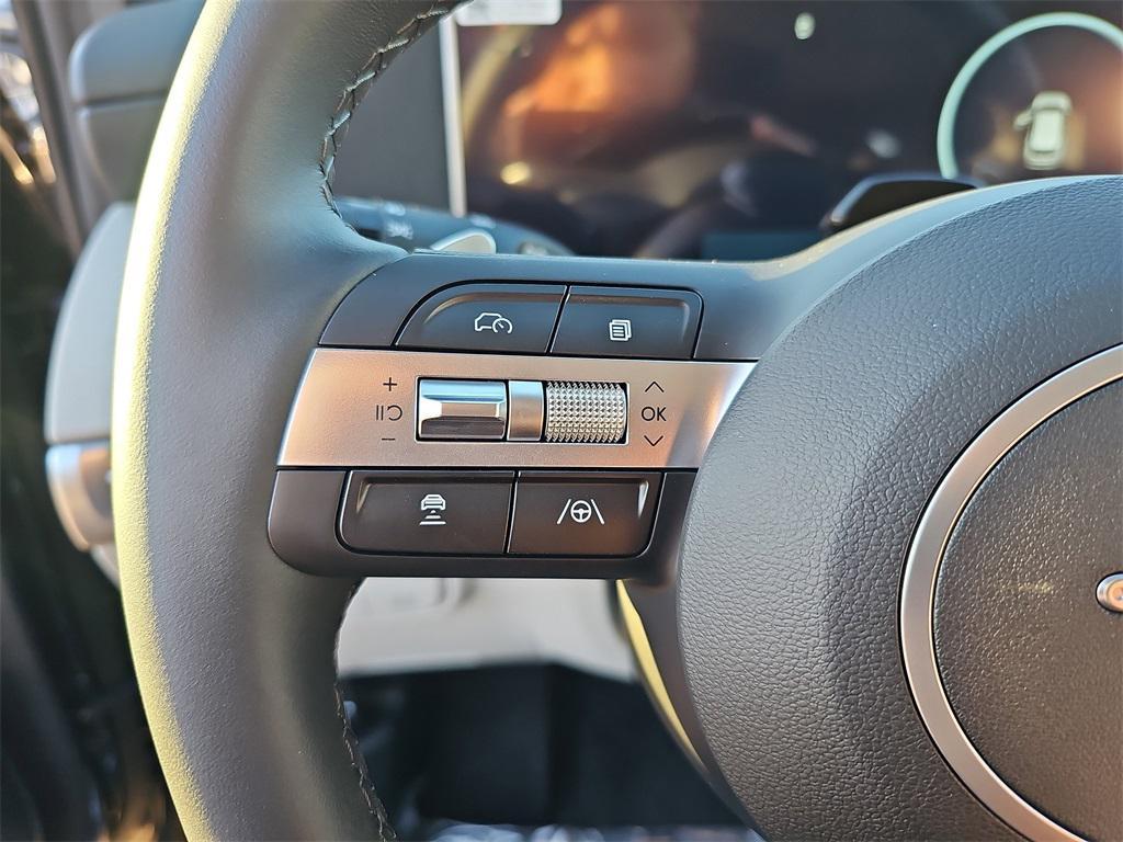 new 2025 Hyundai TUCSON Hybrid car, priced at $32,181