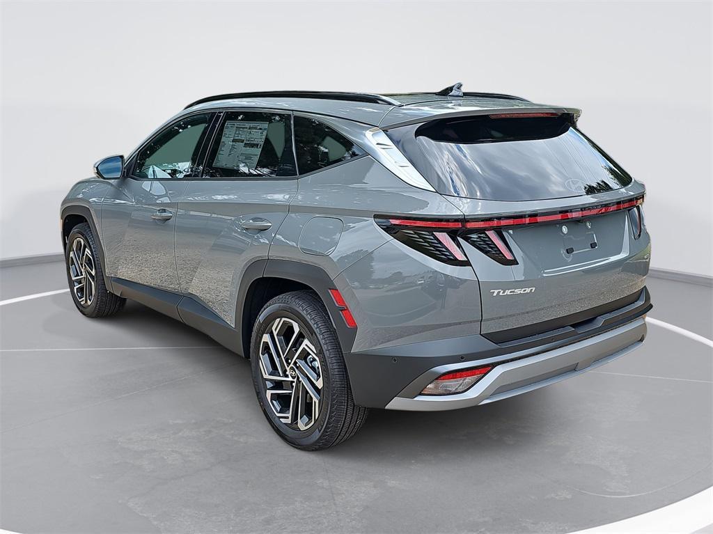 new 2025 Hyundai Tucson car, priced at $35,034