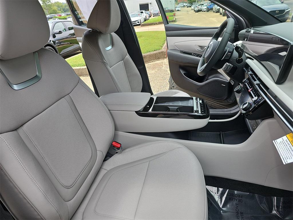 new 2025 Hyundai Tucson car, priced at $35,034