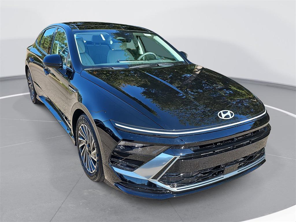 new 2026 Hyundai Sonata Hybrid car, priced at $32,777