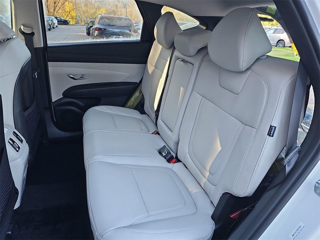 new 2026 Hyundai TUCSON Hybrid car, priced at $33,166