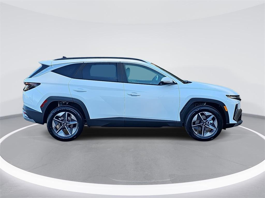 new 2026 Hyundai TUCSON Hybrid car, priced at $33,166