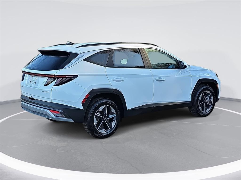new 2026 Hyundai TUCSON Hybrid car, priced at $33,166