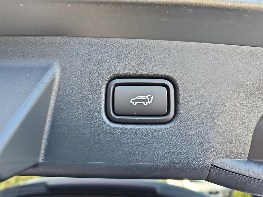 new 2026 Hyundai TUCSON Hybrid car, priced at $32,275