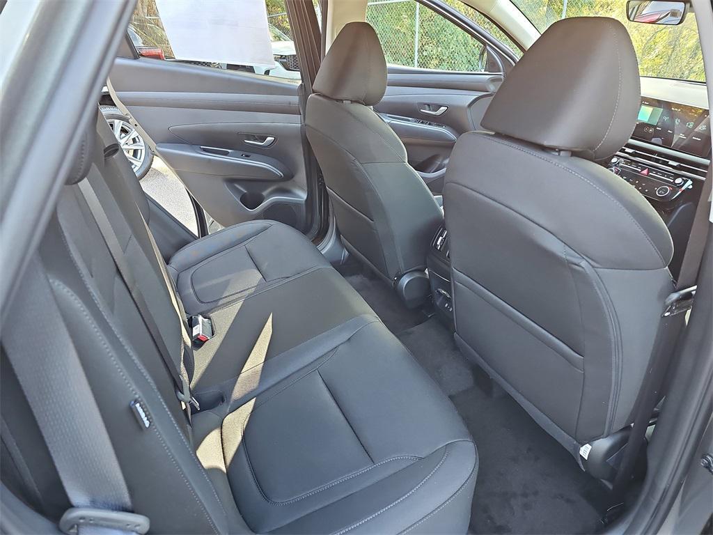 new 2026 Hyundai TUCSON Hybrid car, priced at $32,275