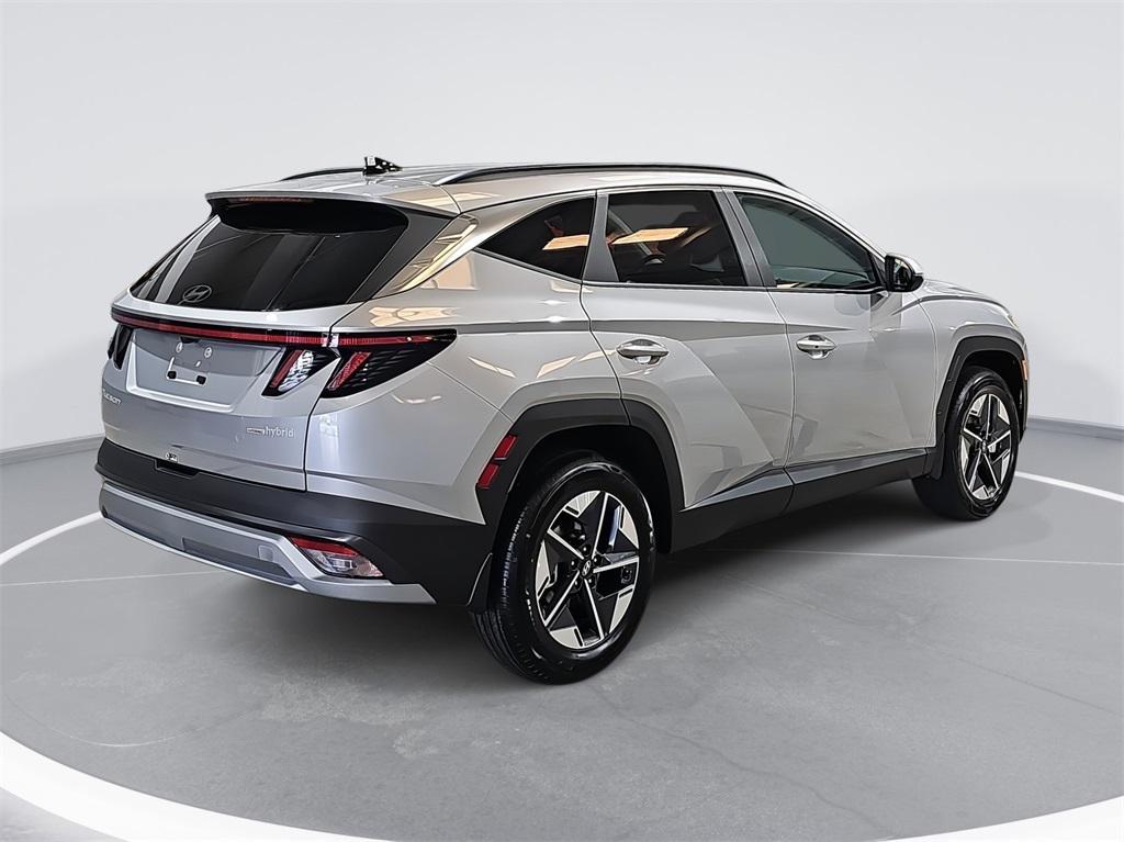 new 2026 Hyundai TUCSON Hybrid car, priced at $33,450