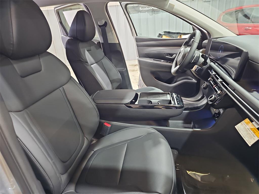 new 2026 Hyundai TUCSON Hybrid car, priced at $33,450