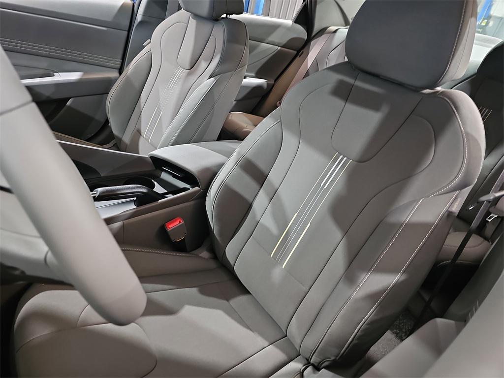 new 2025 Hyundai Elantra car, priced at $21,395
