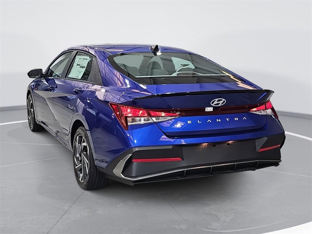 new 2025 Hyundai Elantra car, priced at $21,395