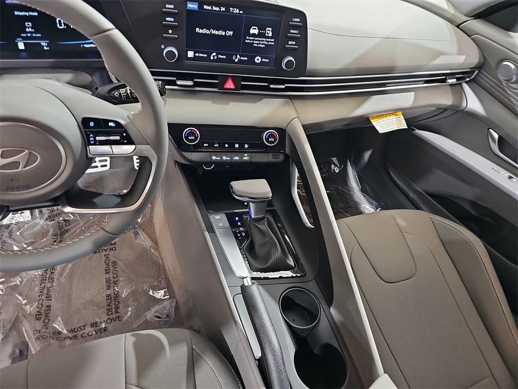 new 2025 Hyundai Elantra car, priced at $21,395