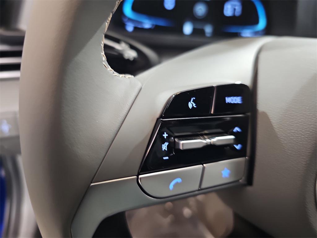 new 2025 Hyundai Elantra car, priced at $21,395