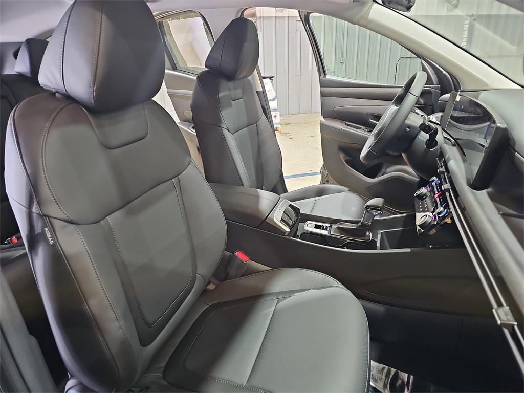 new 2026 Hyundai Tucson car, priced at $32,274