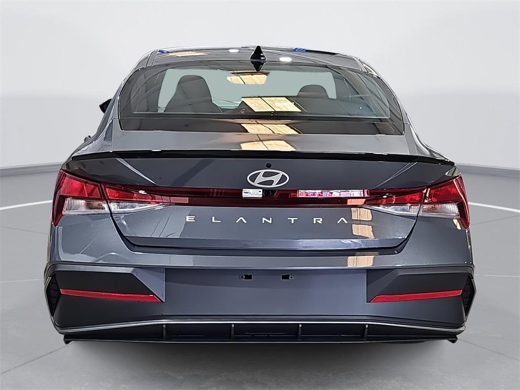 new 2025 Hyundai Elantra car, priced at $21,899