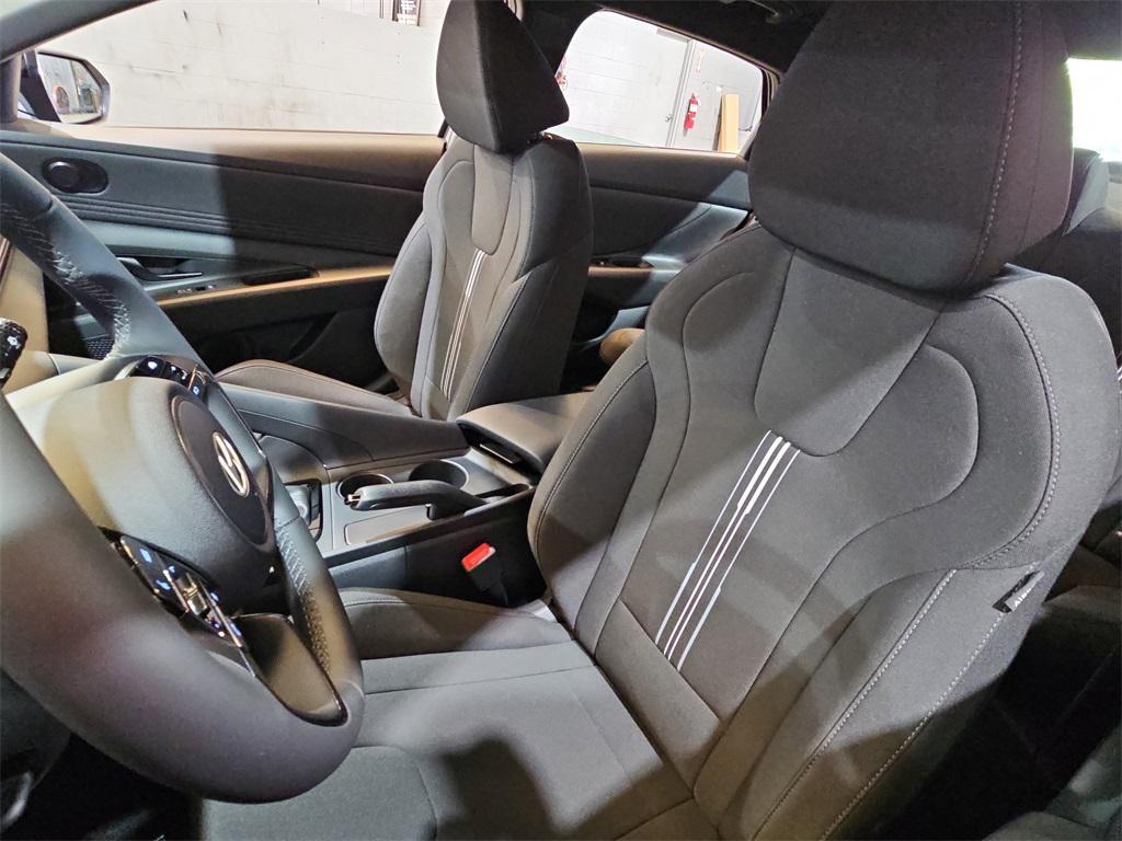 new 2025 Hyundai Elantra car, priced at $21,899