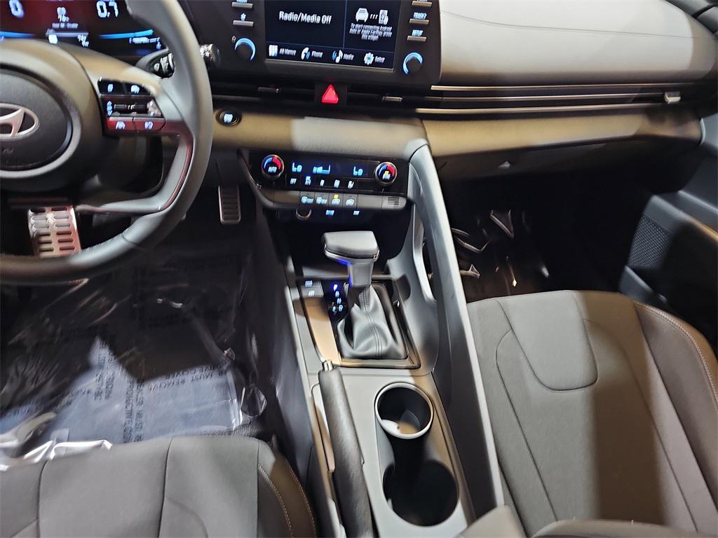 new 2025 Hyundai Elantra car, priced at $21,899