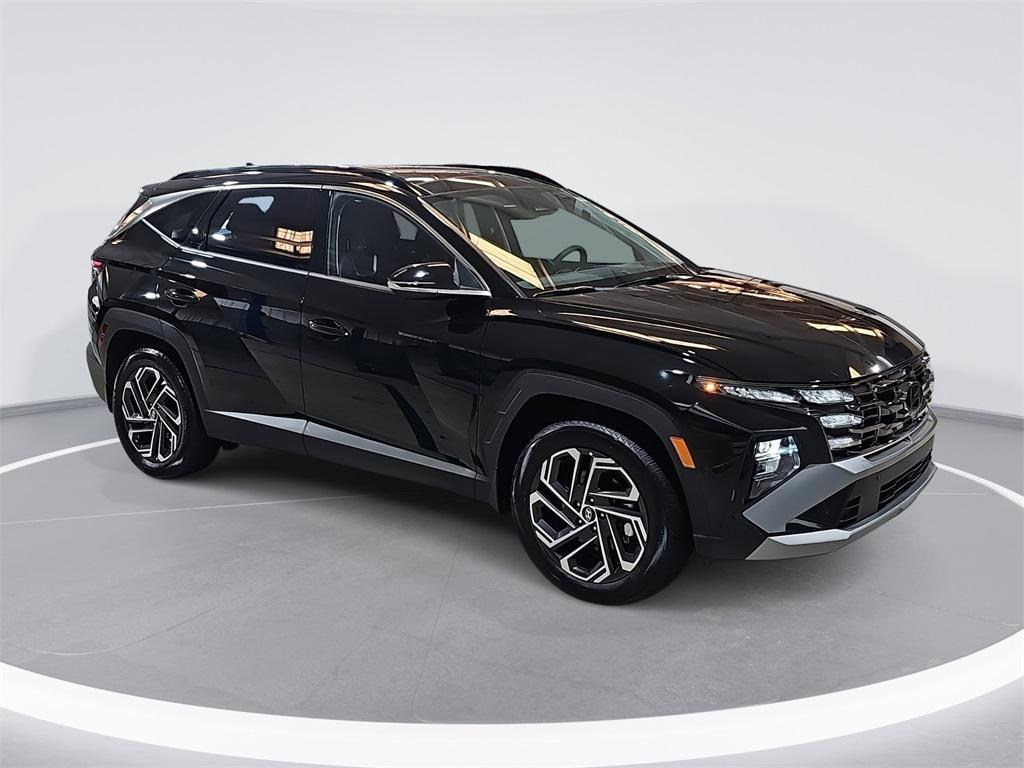 new 2025 Hyundai TUCSON Hybrid car, priced at $36,661