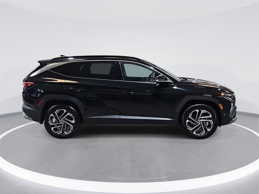 new 2025 Hyundai TUCSON Hybrid car, priced at $36,661