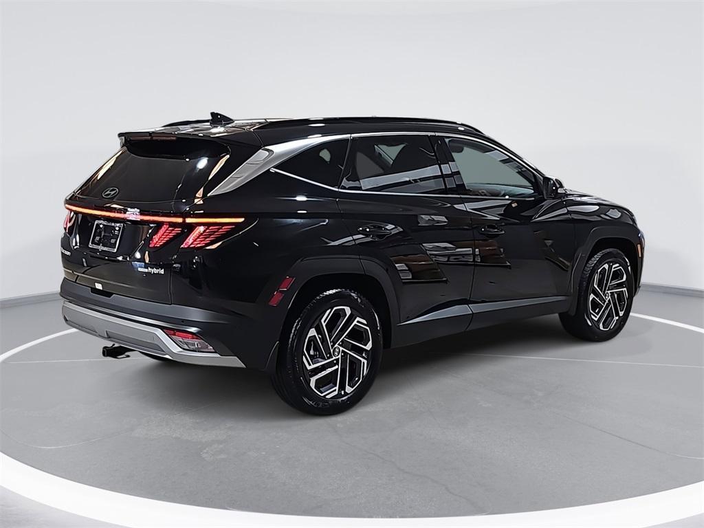 new 2025 Hyundai TUCSON Hybrid car, priced at $36,661