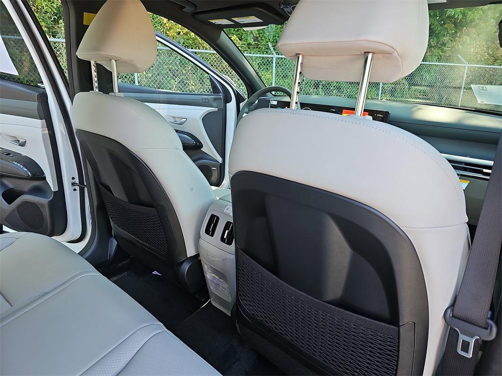 new 2025 Hyundai TUCSON Hybrid car, priced at $43,413