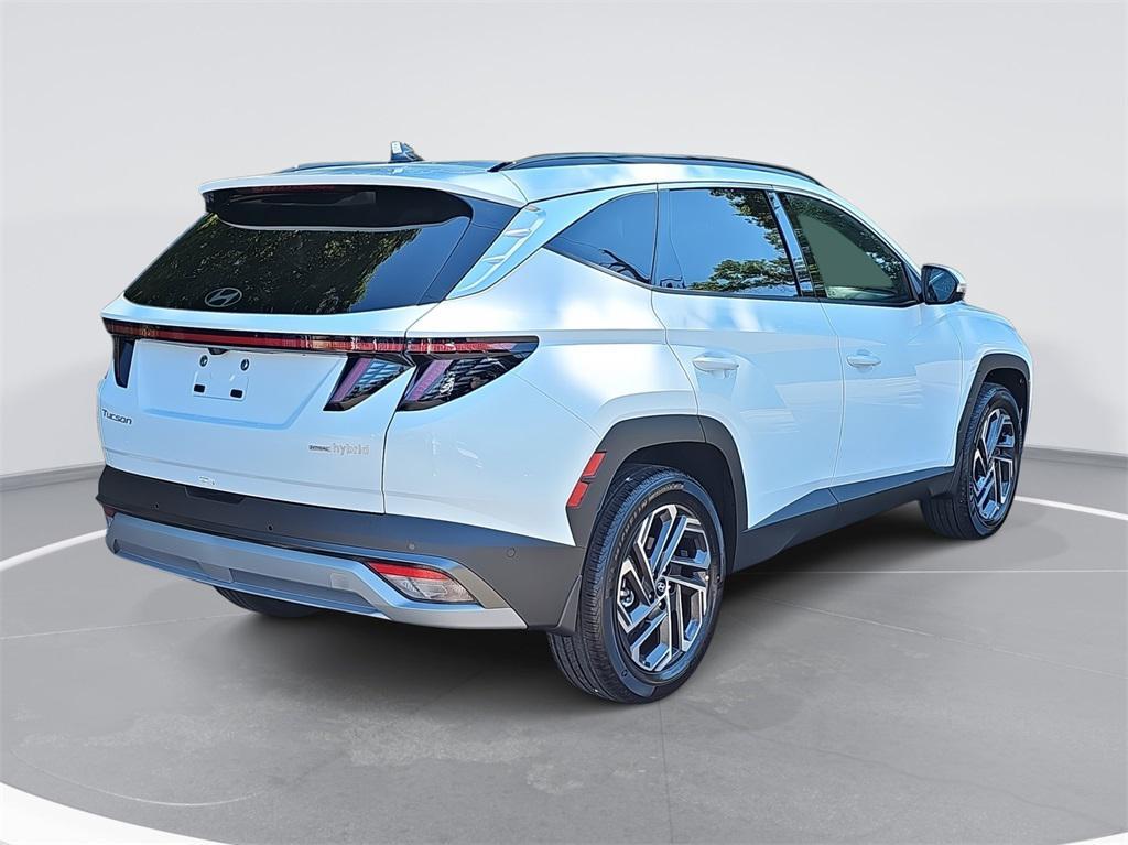 new 2025 Hyundai TUCSON Hybrid car, priced at $43,413