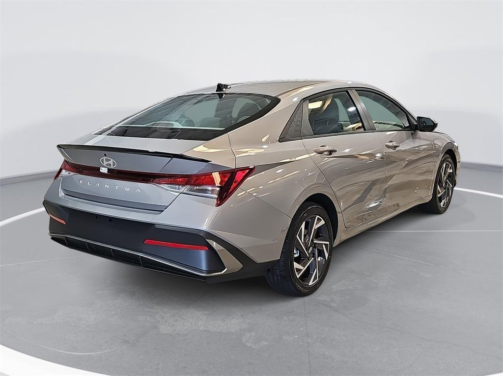 new 2025 Hyundai Elantra car, priced at $21,395