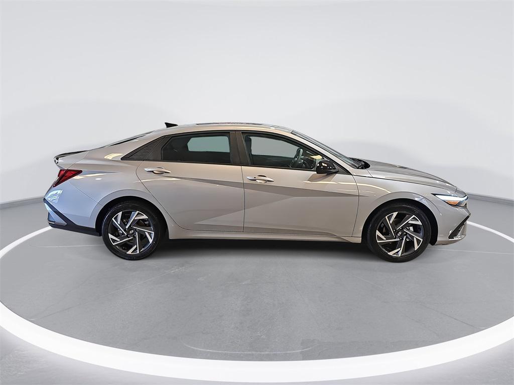 new 2025 Hyundai Elantra car, priced at $21,395