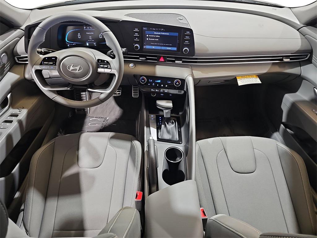 new 2025 Hyundai Elantra car, priced at $21,395