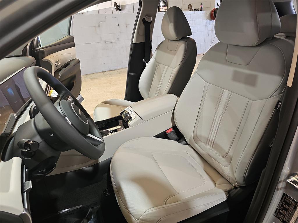 new 2026 Hyundai Tucson car, priced at $29,275