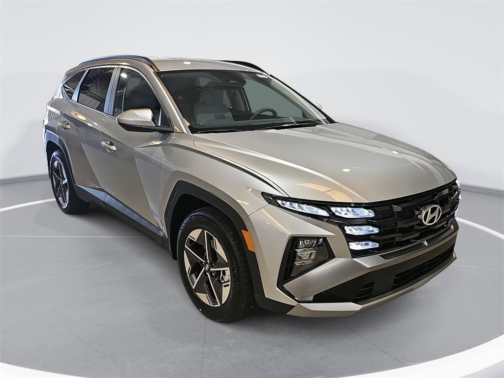 new 2026 Hyundai Tucson car, priced at $29,275