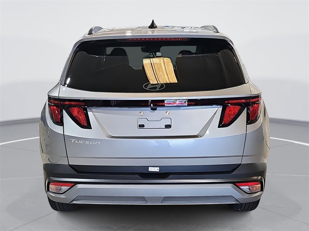 new 2026 Hyundai Tucson car, priced at $29,275
