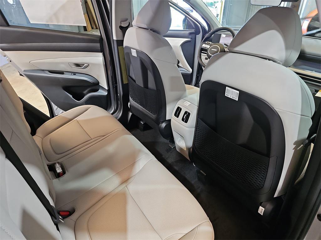 new 2026 Hyundai TUCSON Hybrid car, priced at $33,377