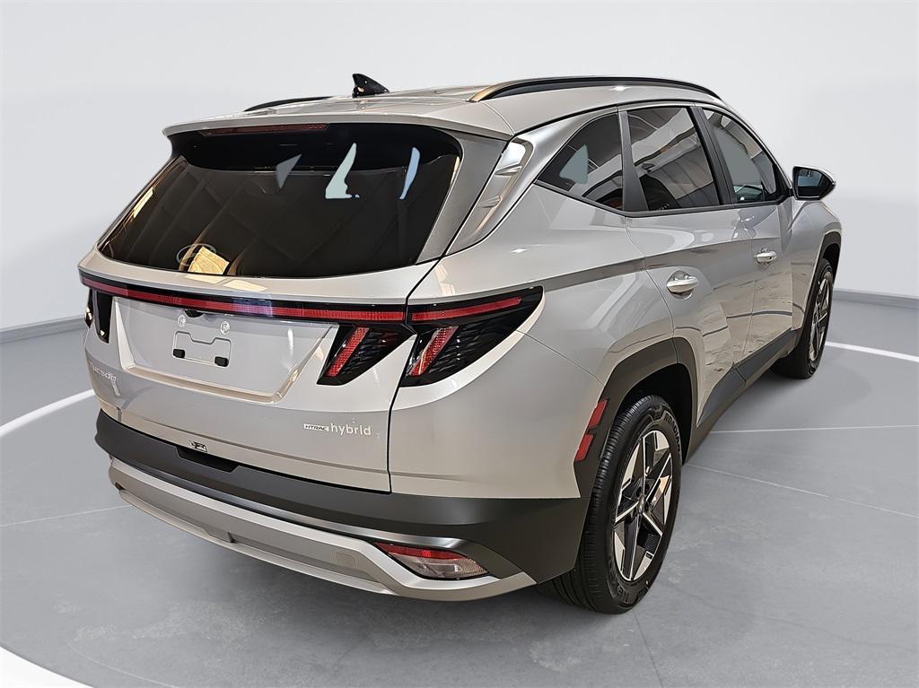 new 2026 Hyundai TUCSON Hybrid car, priced at $33,377