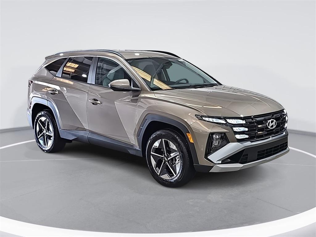 new 2026 Hyundai TUCSON Hybrid car, priced at $32,162