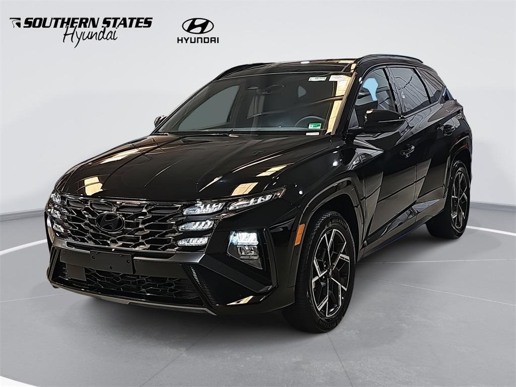 new 2025 Hyundai TUCSON Hybrid car