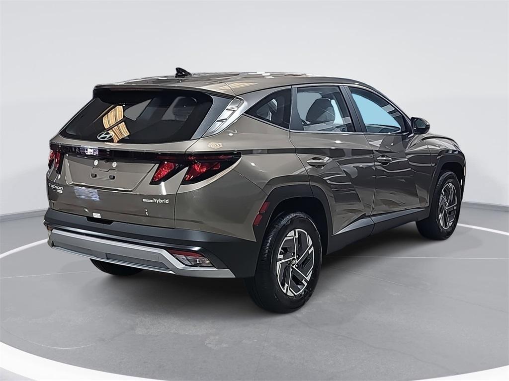 new 2026 Hyundai TUCSON Hybrid car, priced at $30,491