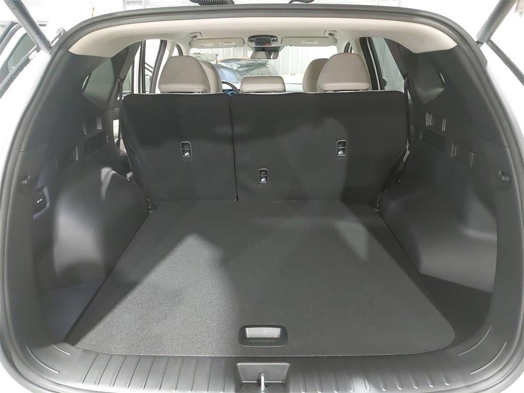 new 2026 Hyundai TUCSON Hybrid car, priced at $33,989