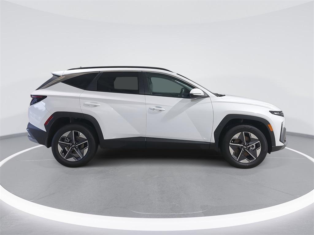 new 2026 Hyundai TUCSON Hybrid car, priced at $33,989