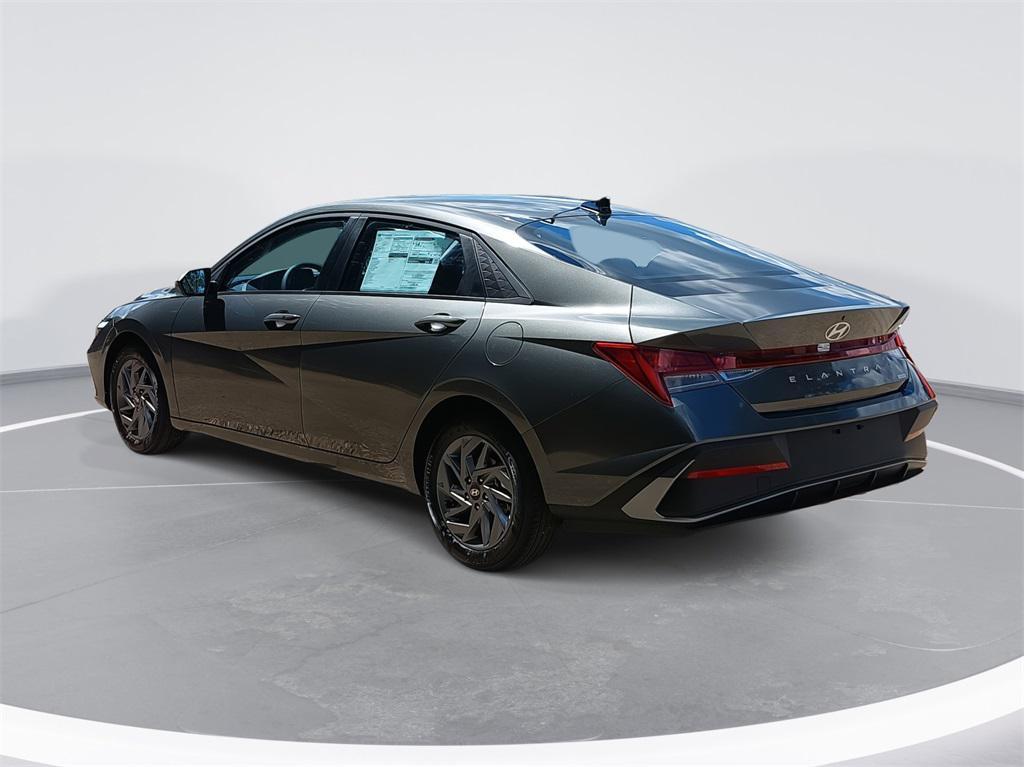 new 2025 Hyundai ELANTRA HEV car, priced at $26,215
