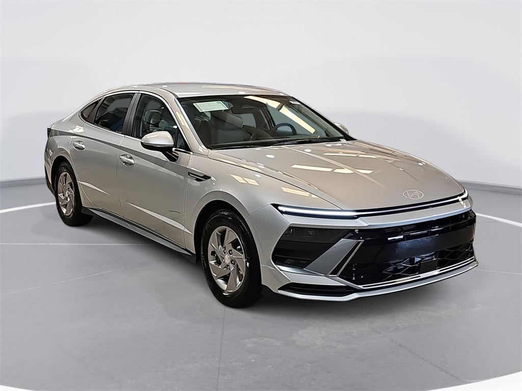 new 2025 Hyundai Sonata car, priced at $28,730